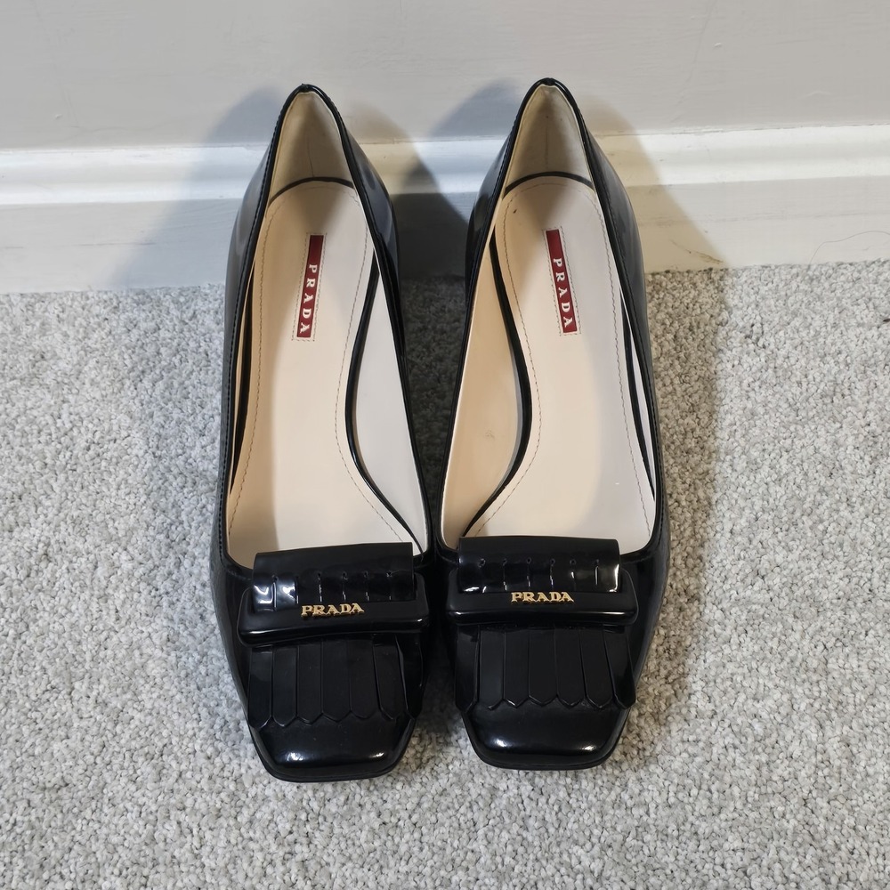 Prada Kiltie Black Patent Leather Block Heel Pumps Women's 41 Square Toe Fringe - Picture 2 of 10